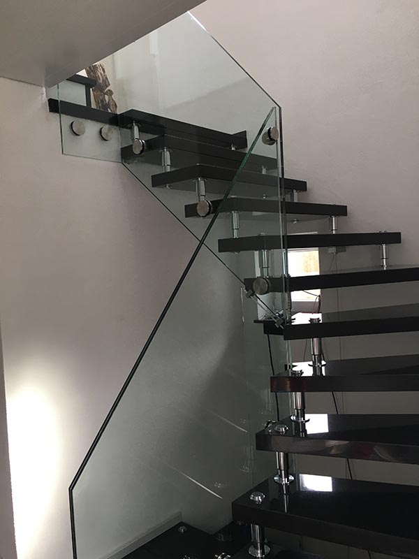 Treppenaufgang VSG Glas